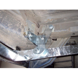 C007A GALIA Полностью оцинкованный фаркоп на Citroen Evasion 1994-2001, Jumpy 1994-2006, FIAT Scudo 1996-2006, Ulysse 1996-2002, Peugeot 806 1996-2002, Expert 1996-2002. Тип шара: A. Невидимый вырез бам