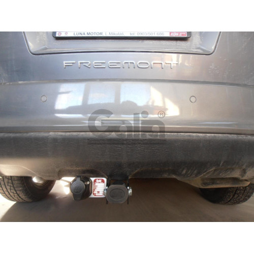 D042C GALIA Полностью оцинкованный фаркоп на Dodge Journey 2008-2020, FIAT Freemont 2011-2020 2WD/4WD, кроме авто с запаской снизу. Тип шара: C (горизонтальный съемный). Подрезка бампера. Нагрузки: 1600/80 кг, масса фаркопа 15,37 кг
