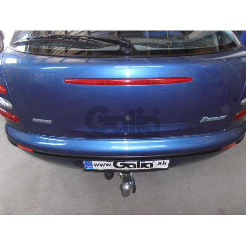 F001C GALIA Полностью оцинкованный фаркоп на FIAT Brava хетчбек 5 дверей 1995-2001. Тип шара: C (горизонтальный съемный). Без выреза бампера. Нагрузки: 1300/70 кг, масса фаркопа 17,1 кг