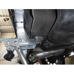 F001C GALIA Полностью оцинкованный фаркоп на FIAT Brava хетчбек 5 дверей 1995-2001. Тип шара: C (горизонтальный съемный). Без выреза бампера. Нагрузки: 1300/70 