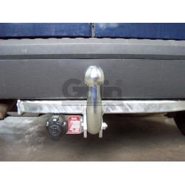 F083C GALIA Полностью оцинкованный фаркоп на Ford Tourneo Connect 2002-2014, Transit Connect 2002-2014. Тип шара: C (горизонтальный съемный). Установка без снятия и выреза 