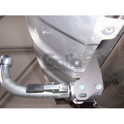F113A GALIA Полностью оцинкованный фаркоп на Ford Kuga 2008-2013, 2013-2020. Подрозетник убирается за бампер. Тип шара: A. Без выреза бампера. Нагрузки: 2100/110 кг, масса фаркопа 16,12 кг