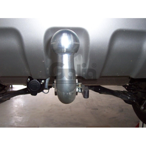 F113A GALIA Полностью оцинкованный фаркоп на Ford Kuga 2008-2013, 2013-2020. Подрозетник убирается за бампер. Тип шара: A. Без выреза бампера. Нагрузки: 2100/110 кг, масса фаркопа 16,12 кг