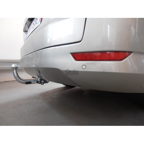 F115A GALIA Полностью оцинкованный фаркоп на Ford Mondeo седан/универсал 2007-2014. Подрозетник убирается за бампер. Тип шара: A. Невидимый вырез бампера. Нагрузки: 2000/80 кг, масса фаркопа 15,82 кг