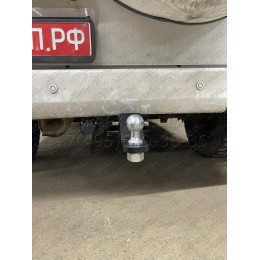 FA 0855-E Бизон Фаркоп на UAZ Patriot / УАЗ Патриот 2015- без подрезки бампера. Тип шара: E (легкосъемный шар под квадрат). Нагрузки: 3000/100 кг. Не комплектуе