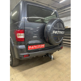 FA 0855-E Бизон Фаркоп на UAZ Patriot / УАЗ Патриот 2015- без подрезки бампера. Тип шара: E (легкосъемный шар под квадрат). Нагрузки: 3000/100 кг. Не комплектуе