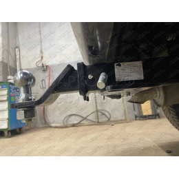 FA 0855-E Бизон Фаркоп на UAZ Patriot / УАЗ Патриот 2015- без подрезки бампера. Тип шара: E (легкосъемный шар под квадрат). Нагрузки: 3000/100 кг. Не комплектуе