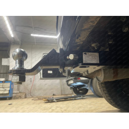 FA 0855-E Бизон Фаркоп на UAZ Patriot / УАЗ Патриот 2015- без подрезки бампера. Тип шара: E (легкосъемный шар под квадрат). Нагрузки: 3000/100 кг. Не комплектуе