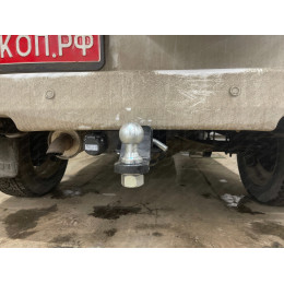 FA 0855-E Бизон Фаркоп на UAZ Patriot / УАЗ Патриот 2015- без подрезки бампера. Тип шара: E (легкосъемный шар под квадрат). Нагрузки: 3000/100 кг. Не комплектуе