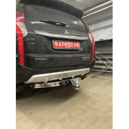 FA 1005-E(N) Бизон Фаркоп с хромированной накладкой на Mitsubishi Pajero Sport II 2008-2016, Mitsubishi Pajero Sport III 2016-2021 без подрезки бампера. Тип шара: E (легкосъемный ш