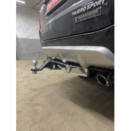 FA 1005-E(N) Бизон Фаркоп с хромированной накладкой на Mitsubishi Pajero Sport II 2008-2016, Mitsubishi Pajero Sport III 2016-2021 без подрезки бампера. Тип шара: E (легкосъемный ш