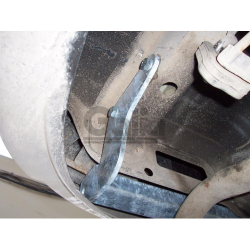 H071C GALIA Полностью оцинкованный фаркоп на Hyundai Accent 2006-2010, кроме сборки ТагАЗ. Тип шара: C (горизонтальный съемный). Установка без снятия и выреза бампера. Нагрузки: 1200/50 кг, масса фаркопа 15,1 кг