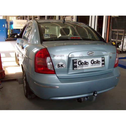 H071C GALIA Полностью оцинкованный фаркоп на Hyundai Accent 2006-2010, кроме сборки ТагАЗ. Тип шара: C (горизонтальный съемный). Установка без снятия и выреза бампера. Нагрузки: 1200/50 кг, масса фаркопа 15,1 кг