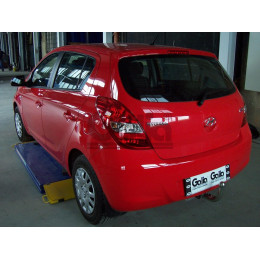 H080A GALIA Полностью оцинкованный фаркоп на Hyundai i20 2008-2014. Тип шара: A. Невидимый вырез бампера. Нагрузки: 1100/50 кг, масса фаркопа 14,12 кг