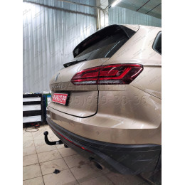 K 74V AUTO-HAK Фаркоп для Volkswagen Touareg 2018-. Требуется подрезка бампера. Съемное вертикальное крепление шара (на ключе). Нагрузки: 3500/140 кг, масса фарко