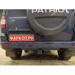 FA 0855-E Бизон Фаркоп на UAZ Patriot / УАЗ Патриот 2015- без подрезки бампера. Тип шара: E (легкосъемный шар под квадрат). Нагрузки: 3000/100 кг. Не комплектуе