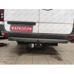 MB 04 AVTOS Фаркоп на Mercedes Sprinter фургон со ступенькой 2006-, Volkswagen Crafter фургон со ступенькой 2006-2017 без подрезки бампера. Тип шара: F. Нагрузки: 2500/100 кг, 
