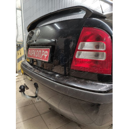 S085A GALIA Полностью оцинкованный фаркоп на Skoda Octavia I седан/универсал 1998-2004, Octavia Tour 2004-2010. Подрозетник убирается за бампер. Тип шара: A. Невидимый 