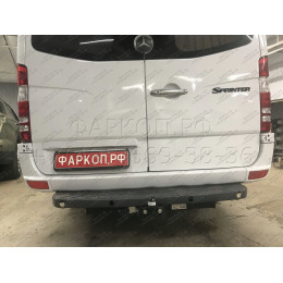 MB 04 AVTOS Фаркоп на Mercedes Sprinter фургон со ступенькой 2006-, Volkswagen Crafter фургон со ступенькой 2006-2017 без подрезки бампера. Тип шара: F. Нагрузки: 2500/100 кг, 