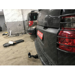 FA 0951-E(N) Бизон Фаркоп с хромированной накладкой на Honda Element 2003-2011 без подрезки бампера. Тип шара: E (легкосъемный шар под квадрат). Нагрузки: 2500/1