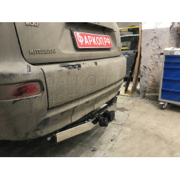 FA 0970-E(N) Бизон Фаркоп с хромированной накладкой на Mitsubishi Outlander XL 2007-2012 без подрезки бампера. Тип шара: E (легкосъемный шар под квадрат). Нагрузк