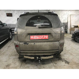 FA 0970-E(N) Бизон Фаркоп с хромированной накладкой на Mitsubishi Outlander XL 2007-2012 без подрезки бампера. Тип шара: E (легкосъемный шар под квадрат). Нагрузк