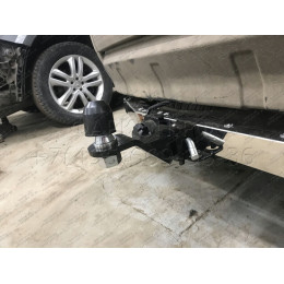 FA 0970-E(N) Бизон Фаркоп с хромированной накладкой на Mitsubishi Outlander XL 2007-2012 без подрезки бампера. Тип шара: E (легкосъемный шар под квадрат). Нагрузк