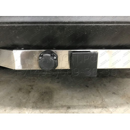 JGC-13-991124.00 PT GROUP Фаркоп с нержавеющей накладкой на Jeep Grand Cherokee IV WK2 2014-2021 без подрезки бампера. Тип шара: E (легкосъемный шар под квадрат). Нагруз