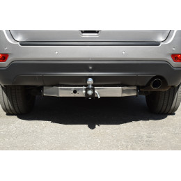 JGC-13-991124.00 PT GROUP Фаркоп с нержавеющей накладкой на Jeep Grand Cherokee IV WK2 2014-2021 без подрезки бампера. Тип шара: E (легкосъемный шар под квадрат). Нагруз