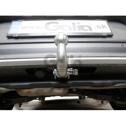 S105A GALIA Полностью оцинкованный фаркоп на Skoda Octavia III седан/универсал 2013-2020, Octavia IV седан/универсал 2020-, включая 4x4, включая Scout, Volkswagen Golf VII Sportsvan рестайлинг 2018-2020, Volkswagen T-Roc 2017-. Тип шара: A. Невидимый выре