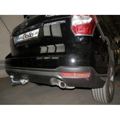 S106V GALIA Полностью оцинкованный фаркоп на Subaru Forester 2013-2018. Тип шара: AV (вертикальное быстросъемное крепление шара на ключе). Невидимый вырез бампера. Нагрузки: 2200/90 кг, масса фаркопа 17,77 кг