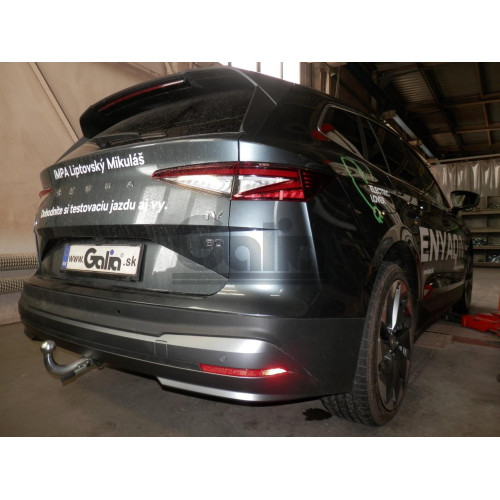 S142A GALIA Полностью оцинкованный фаркоп на Skoda Enyaq iV 2021-, Skoda Elroq 2024-, VW ID.4 2020-, VW ID.5 2022-, VW ID.7 2024-, VW ID.7 Tourer 2024-, Audi Q4 e-tron 2021-, Cupra Tavascan 2025-. Тип шара: A. Невидимый вырез бампера. Нагрузки: 1300/100 к