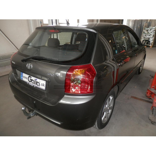 T067C GALIA Полностью оцинкованный фаркоп на Toyota Corolla хетчбек 3/5 дверей 2002-2007. Тип шара: C (горизонтальный съемный). Невидимый вырез бампера. Нагрузки: 1300/75 кг, масса фаркопа 14,87 кг