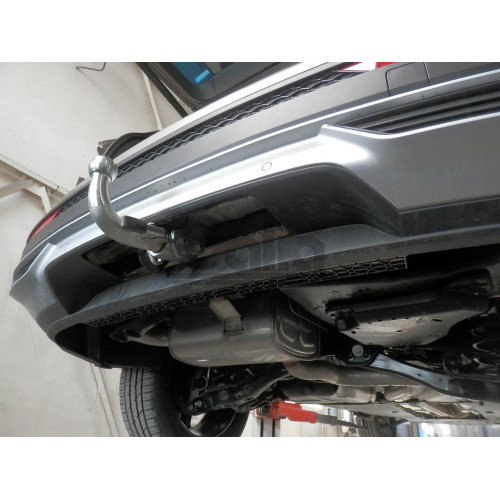 V069V GALIA Полностью оцинкованный фаркоп на Volkswagen Tiguan 2007-2016, Tiguan 2 2016-2024, Tiguan 3 2024-, VW Tayron 2024-, Audi Q3 2011-2019, 2019-2025, 2025-, SEAT Tarraco 2018-2024, 2024-. Подрозетник убирается за бампер. Тип шара: AV (вертикальное 