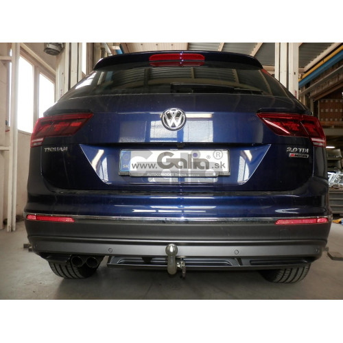 V069V GALIA Полностью оцинкованный фаркоп на Volkswagen Tiguan 2007-2016, Tiguan 2 2016-2024, Tiguan 3 2024-, VW Tayron 2024-, Audi Q3 2011-2019, 2019-2025, 2025-, SEAT Tarraco 2018-2024, 2024-. Подрозетник убирается за бампер. Тип шара: AV (вертикальное 