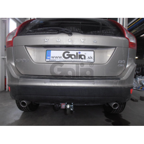 V070C GALIA Полностью оцинкованный фаркоп на Volvo XC60 2008-2017. Тип шара: C (горизонтальный съемный). Невидимый вырез бампера. Нагрузки: 2100/90 кг, масса фаркопа 16,57 кг