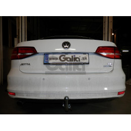 V077C GALIA Полностью оцинкованный фаркоп на Volkswagen Jetta 2010-2019. Подрозетник убирается за бампер. Тип шара: C (горизонтальный съемный). Невидимый выр