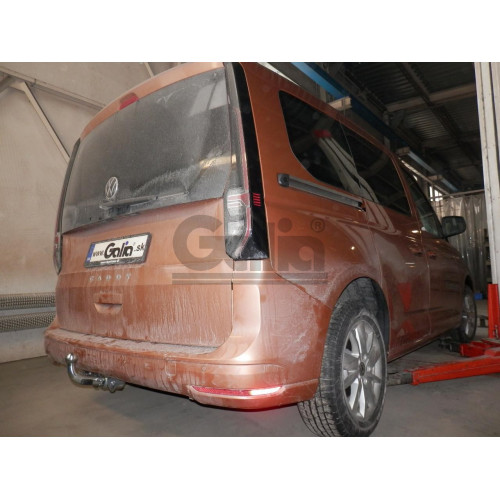 V090A GALIA Полностью оцинкованный фаркоп на Volkswagen Caddy 2020-, Ford Tourneo Connect 2022-, Ford Transit Connect 2022-. Тип шара: A. Установка без выреза бампера. Нагрузки: 1500/80 кг, масса фаркопа 15,72 кг