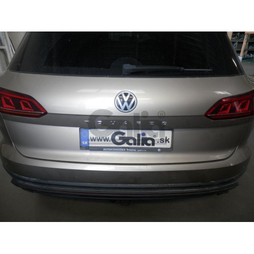V092A GALIA Полностью оцинкованный фаркоп на Volkswagen Touareg 2018-. Подрозетник убирается за бампер. Тип шара: A. Невидимый вырез бампера. Нагрузки: 3500/140 кг, масса фаркопа 18,62 кг