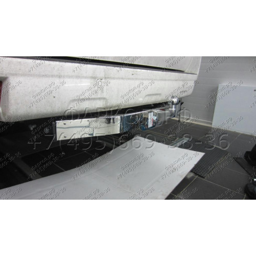 3090-FL ORIS Тюнинговый фаркоп с металлической накладкой на Toyota Land Cruiser Prado J150 2010-2023, Lexus GX460 2010-2014 без выреза в бампере. Тип шара: F. Нагрузки: 2000/120 кг, масса фаркопа 21 кг (без электрики в комплекте)