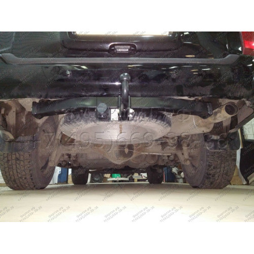 NS 18 AVTOS Фаркоп на Nissan Pathfinder R50 1996-2004, Infiniti QX4 1996-2003 без подрезки бампера. Тип шара: A. Нагрузки: 1500/75 кг, масса фаркопа 17,5 кг (без электрики в комплекте)
