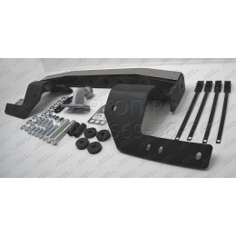 3018-FL ORIS Тюнинговый фаркоп с металлической накладкой на Toyota Land Cruiser 200 2007-2021 (включая Executive, Excalibur, TRD), Lexus LX 2007-2021. Без выреза в бампере. Тип шара: 