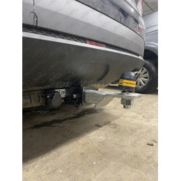 90915-E MOTODOR Фаркоп с оцинкованным шаром на Hyundai Palisade 2020- без выреза в бампере. Тип шара: E. Нагрузки 2000/100 кг, масса фаркопа 21,3 кг (без электрики в к