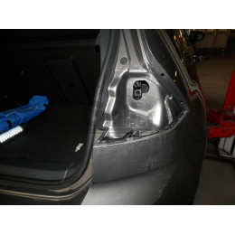 A048C GALIA Полностью оцинкованный фаркоп на Volkswagen Golf VII хетчбек 5 дверей 2013-2017, SEAT Leon хетчбек 5 дверей 2013-2017, Audi A3 хетчбек 3/5 дверей 2012-2020. Подрозетн
