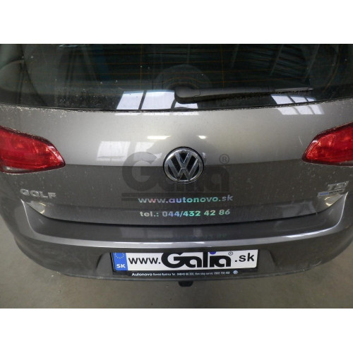 A048C GALIA Полностью оцинкованный фаркоп на Volkswagen Golf VII хетчбек 5 дверей 2013-2017, SEAT Leon хетчбек 5 дверей 2013-2017, Audi A3 хетчбек 3/5 дверей 2012-2020. Подрозетник убирается за бампер. Тип шара: C (горизонтальный съемный). Подрезка бампер
