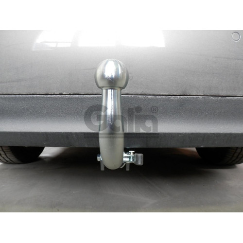A049C GALIA Полностью оцинкованный фаркоп на Audi A6 седан/универсал 2011-2018, Audi A6 Allroad 2012-2019, Audi A7 Sportback 2011-2017. Подрозетник убирается за бампер. Тип шара: C (горизонтальный съемный). Невидимый вырез бампера. Нагрузки: 2500/100 кг, 