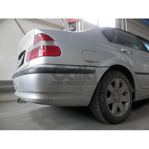 B009C GALIA Полностью оцинкованный фаркоп на BMW 3-Series E46 седан/универсал/купе 1998-2005. Подрозетник убирается за бампер. Тип шара: C (горизонтальный съемный). Невидимый вырез бампера. Нагрузки: 1800/75 кг, масса фаркопа 17,07 кг