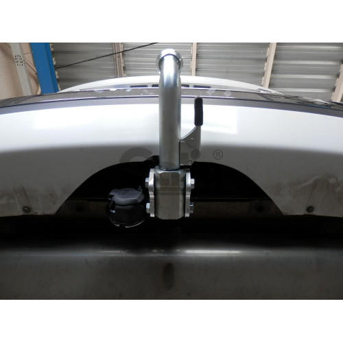 B017A GALIA Полностью оцинкованный фаркоп на BMW X5 E70 2007-2013, X5 F15 2013-2018, BMW X6 F16 2014-2019, кроме моделей с M-пакетом. Подрозетник убирается за бампер. Тип шара: A. Невидимый вырез бампера. Нагрузки: 3500/140 кг, масса фаркопа 16,52 кг