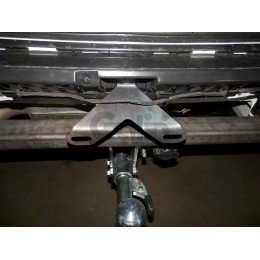 B021A GALIA Полностью оцинкованный фаркоп на BMW 3-Series седан/универсал 2011-2018, BMW 1-Series 2011-2019. Подрозетник убирается за бампер. Невидимый вырез бампер