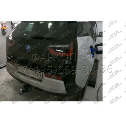 FA 0280-E Бизон Фаркоп на BMW i3 2013-2022. Требуется подрезка бампера. Тип шара: E (легкосъемный шар под квадрат 30x30 мм). Нагрузки: 750/70 кг. Не комплектует